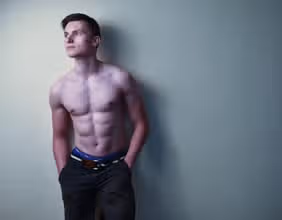 Muscles en action: défi cérébral sur le système musculaire