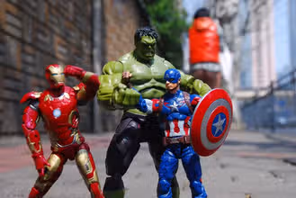 Super-héros : Génies, Origines et Destins